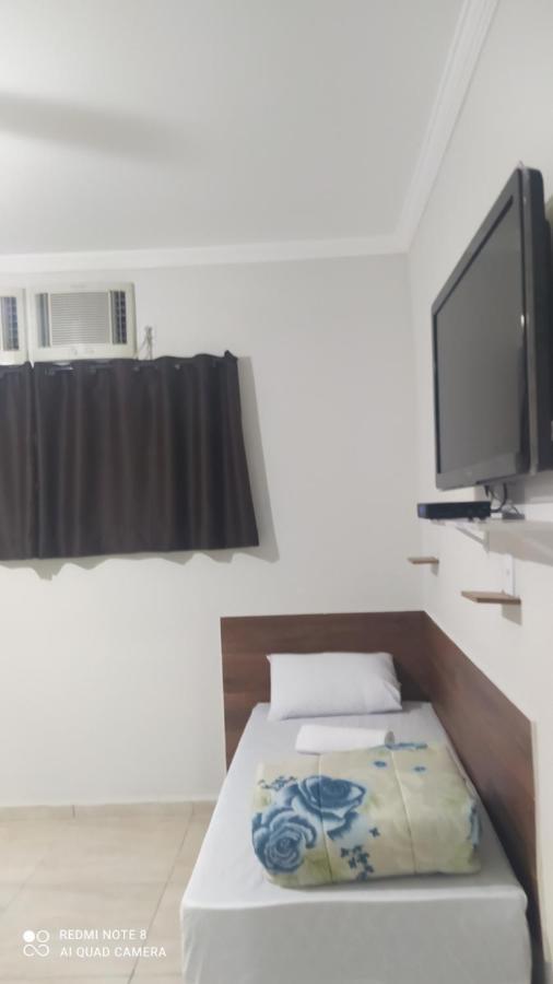 Pousada Quarto Com Ar, Wi Fi,Frigobar Perto Da Basilica Aparecida  Luaran gambar